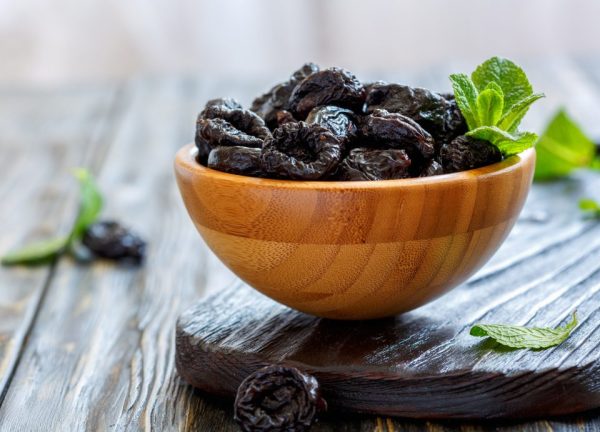 Prunes-1-FoodTrients-GI-872961626-960x691 Ciruelas Desecadas